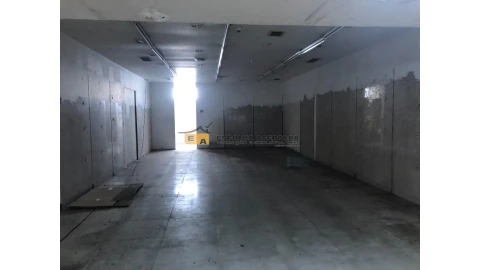 Loja para Arrendamento em Cedofeita, Santo Ildefonso, Sé, Miragaia, São Nicolau e Vitória