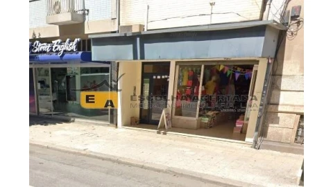 Loja para Arrendamento em Cedofeita, Santo Ildefonso, Sé, Miragaia, São Nicolau e Vitória