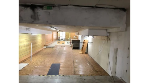 Loja para Arrendamento em Cedofeita, Santo Ildefonso, Sé, Miragaia, São Nicolau e Vitória