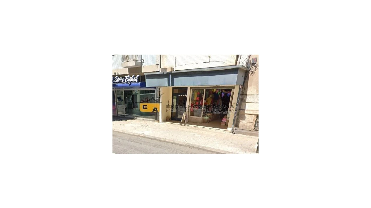 Loja para Arrendamento em Cedofeita, Santo Ildefonso, Sé, Miragaia, São Nicolau e Vitória Foto 2