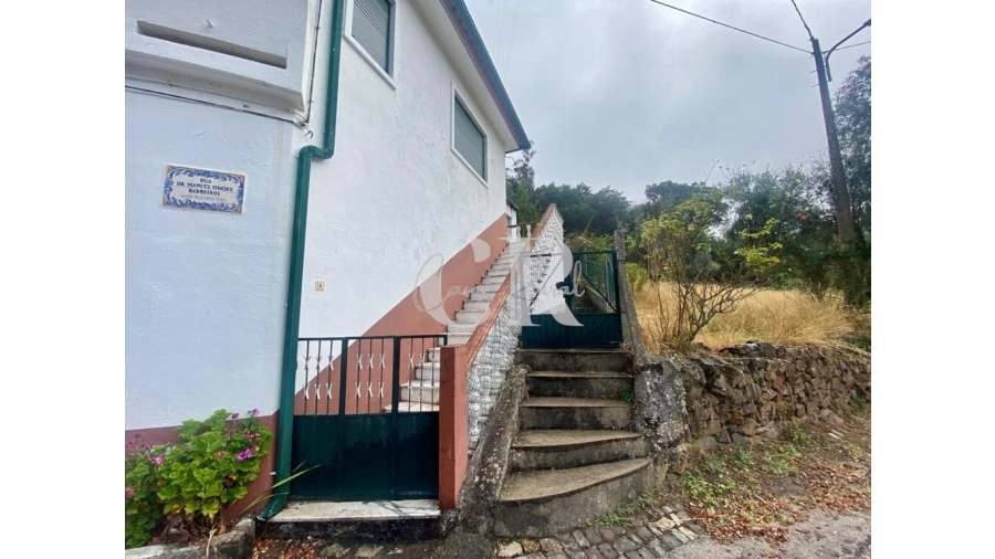 Moradia T3 para Venda em Campelo Foto 51