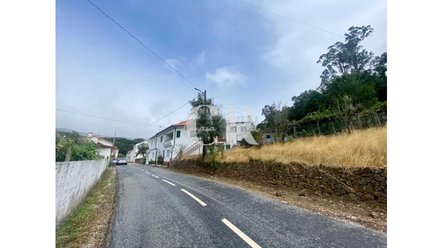 Moradia T3 para Venda em Campelo Foto 67