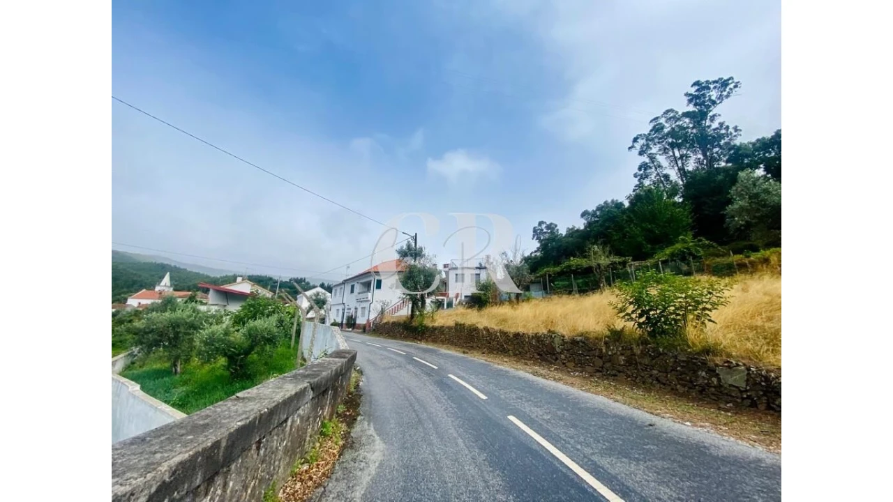 Moradia T3 para Venda em Campelo Foto 66