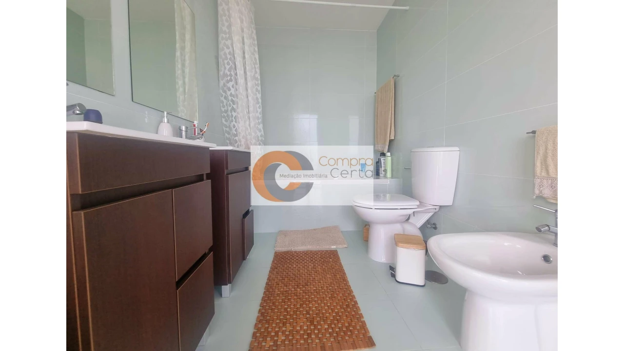 Moradia T3 para Venda em Selho (São Cristovão) Foto 11