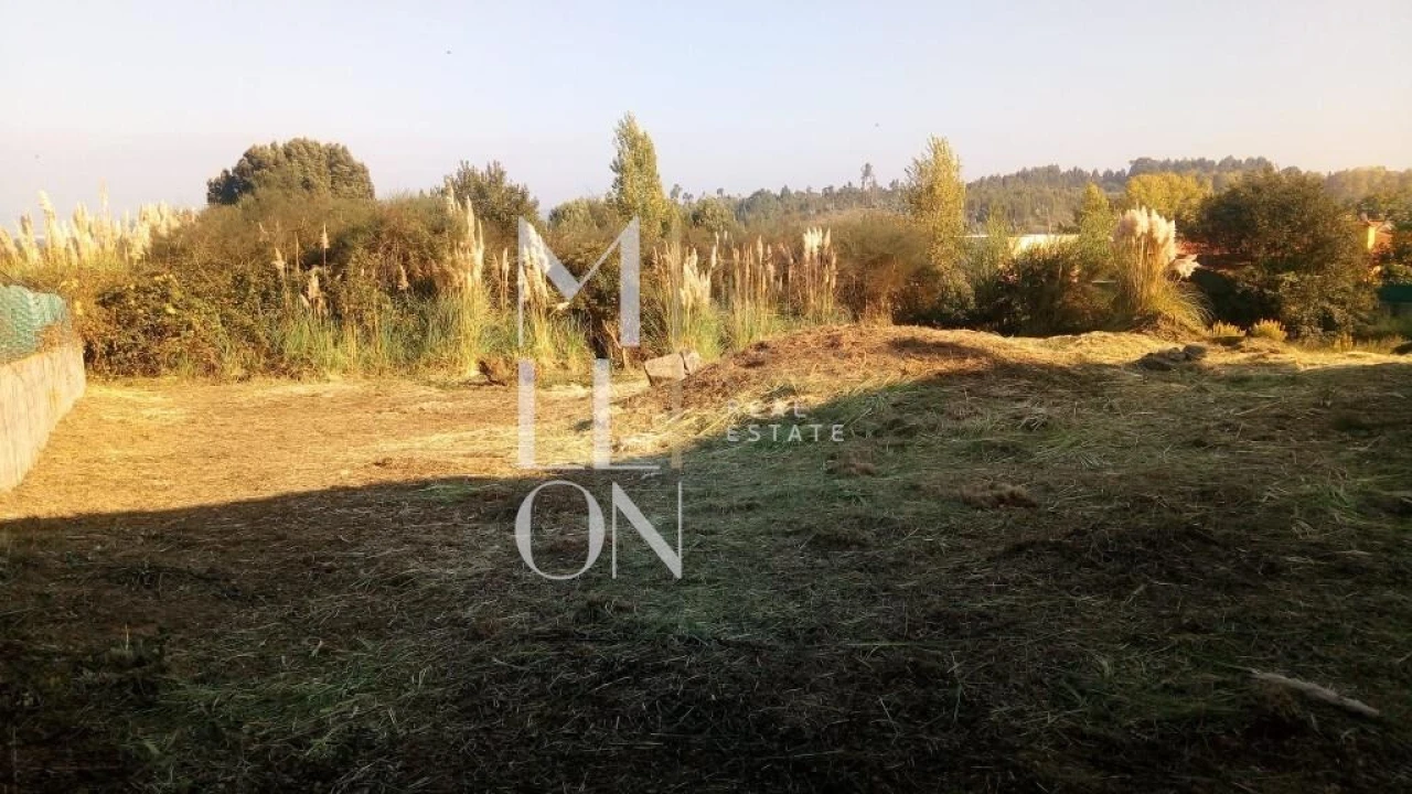 Terreno para Venda em Pedroso e Seixezelo Foto 2
