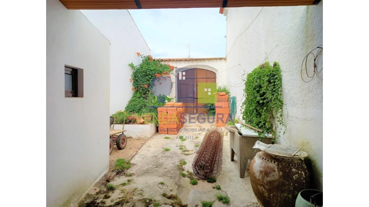 Moradia T4 para Venda em Santo Agostinho e São João Baptista e Santo Amador Foto 14