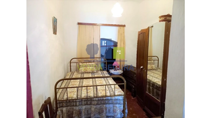 Moradia T4 para Venda em Santo Agostinho e São João Baptista e Santo Amador Foto 2