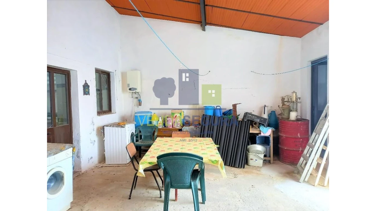 Moradia T4 para Venda em Santo Agostinho e São João Baptista e Santo Amador Foto 13