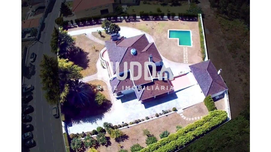 Moradia T5 para Venda em Canedo, Vale e Vila Maior Foto 1