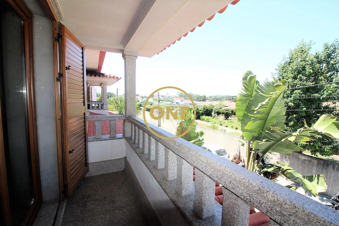 Moradia T4 para Venda em Gondifelos, Cavalões e Outiz Foto 5