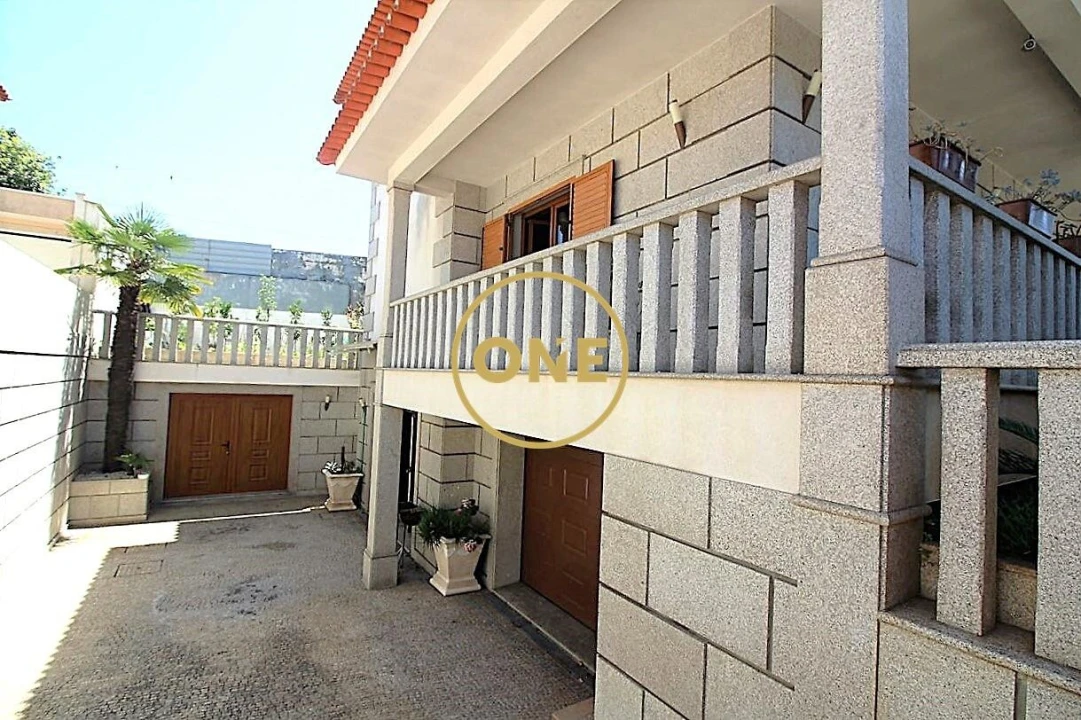 Moradia T4 para Venda em Gondifelos, Cavalões e Outiz Foto 18