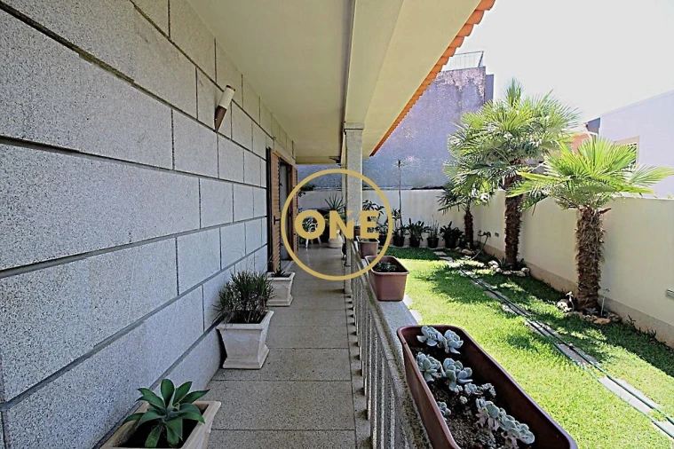 Moradia T4 para Venda em Gondifelos, Cavalões e Outiz Foto 12