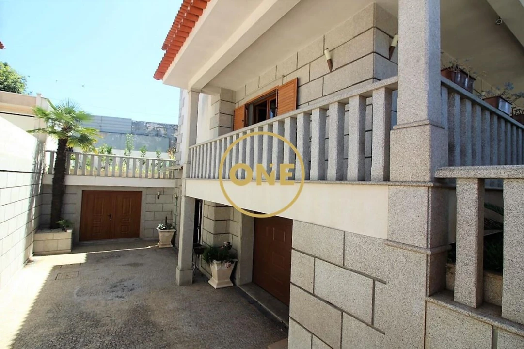 Moradia T4 para Venda em Gondifelos, Cavalões e Outiz Foto 33