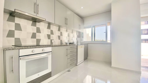 Apartamento T2 para Venda em Quarteira