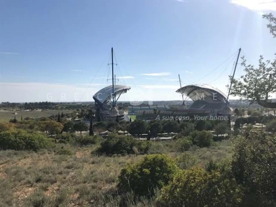 Terreno para Venda em Santa Barbara de Nexe Foto 1