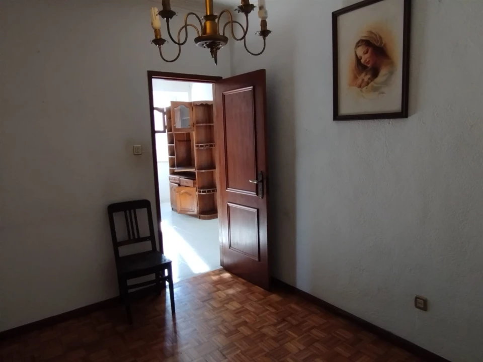 Moradia T2 para Venda em Sabugal e Aldeia de Santo António Foto 13