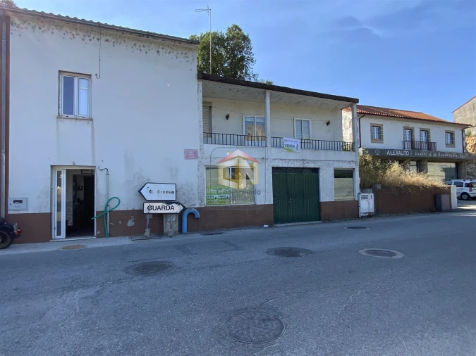 Moradia T2 para Venda em Sabugal e Aldeia de Santo António Foto 24