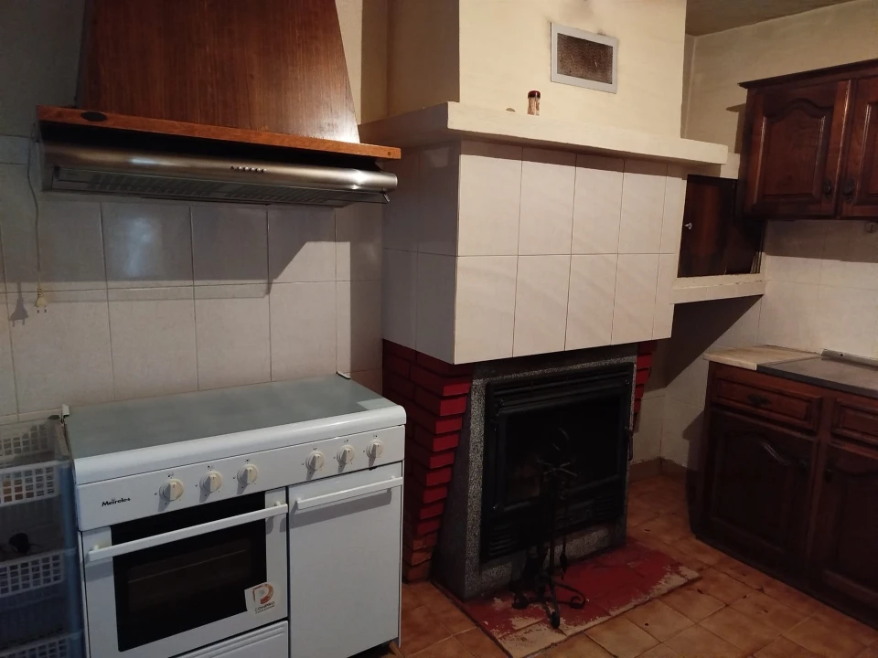 Moradia T2 para Venda em Sabugal e Aldeia de Santo António Foto 9