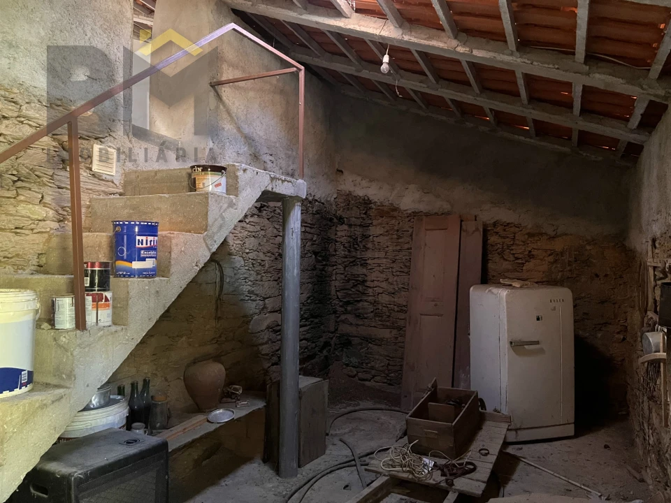 Quinta T0 para Venda em Santo Andre das Tojeiras Foto 23