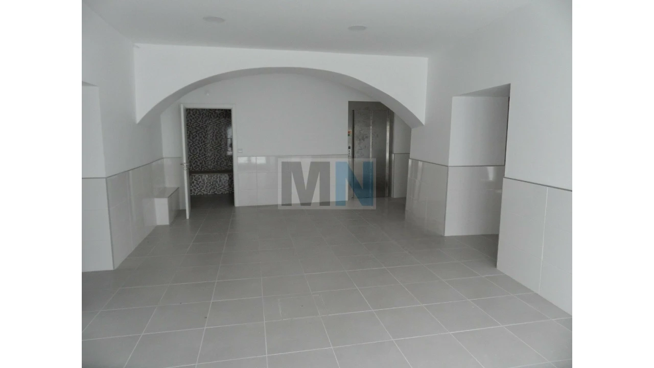 Prédio para Venda em Soure Foto 17