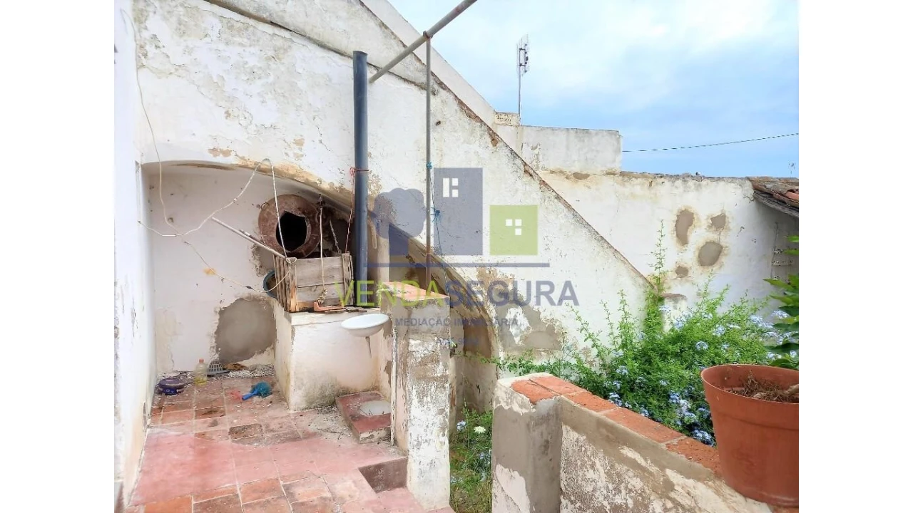 Moradia T3 para Venda em Santo Agostinho e São João Baptista e Santo Amador Foto 12