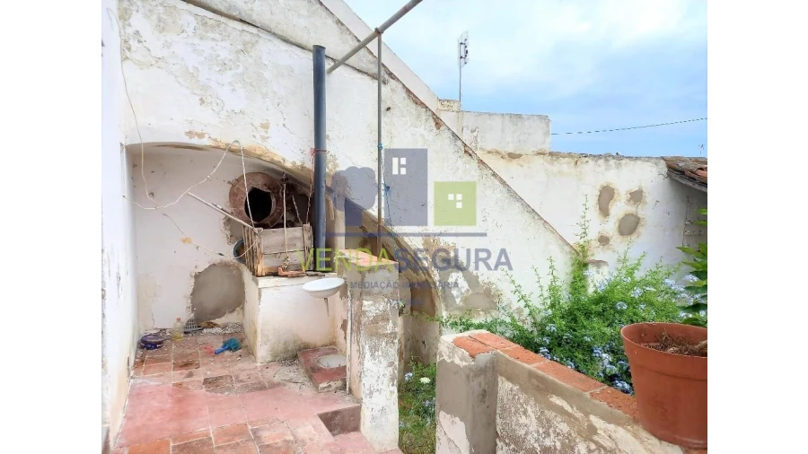 Moradia T3 para Venda em Santo Agostinho e São João Baptista e Santo Amador Foto 12