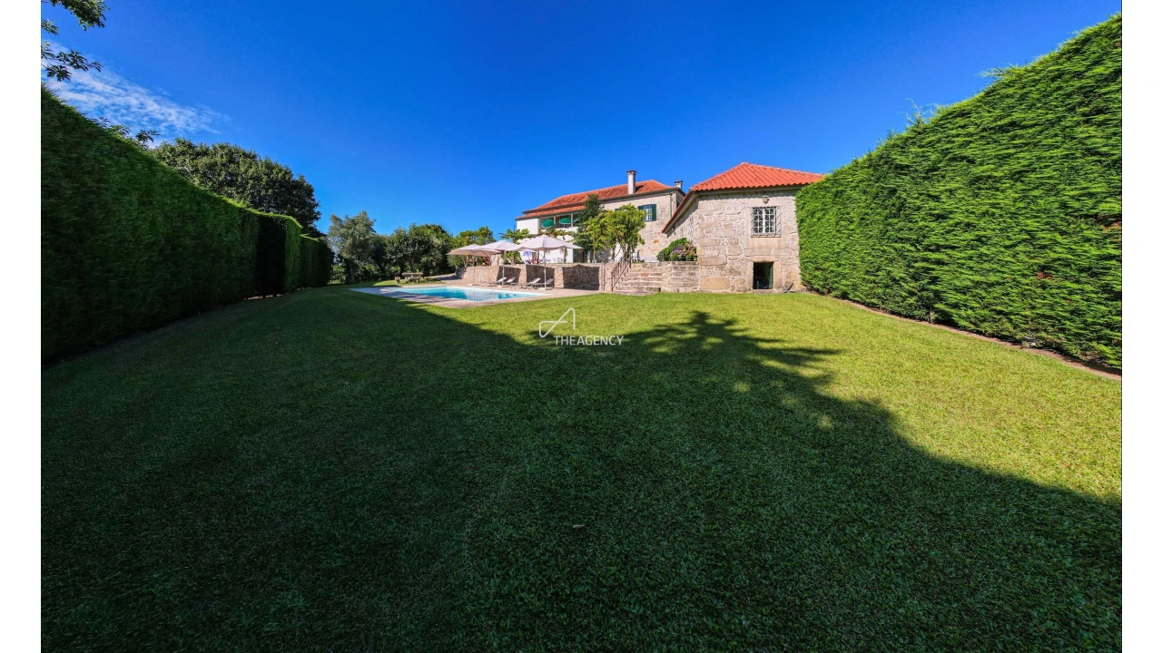 Quinta para Venda em Cossourado Foto 1