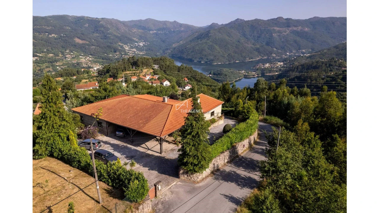 Moradia T3 para Venda em Ventosa e Cova Foto 9