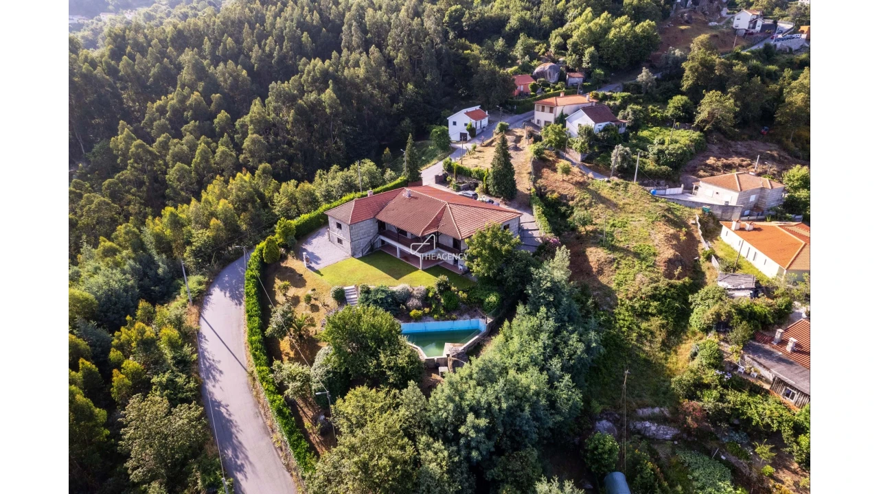 Moradia T3 para Venda em Ventosa e Cova Foto 7