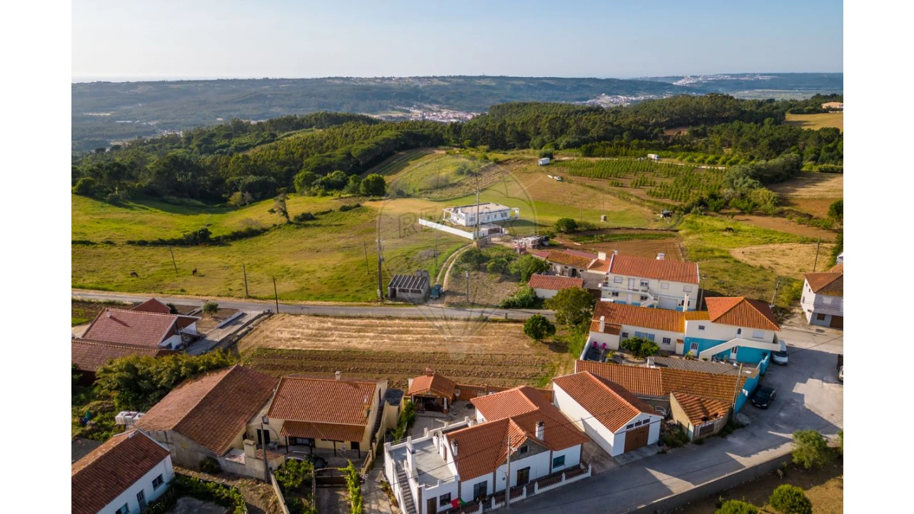 Terreno para Venda em Famalicão Foto 1