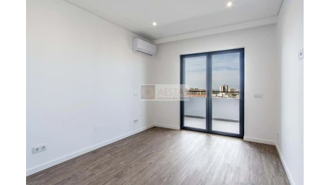 Apartamento T2 para Venda em Portimão