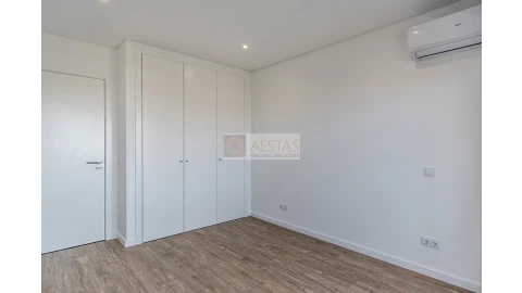 Apartamento T2 para Venda em Portimão