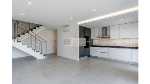 Apartamento T2 para Venda em Portimão
