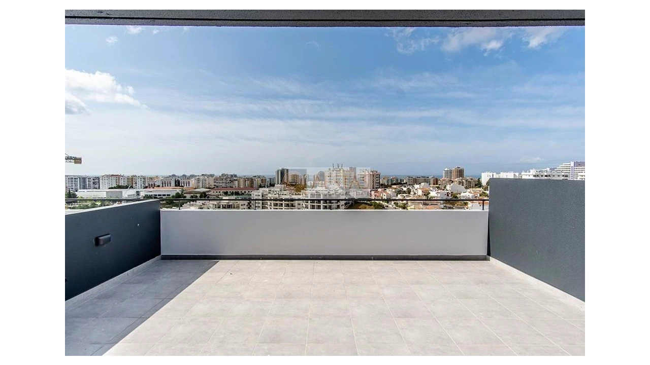 Apartamento T2 para Venda em Portimão Foto 13