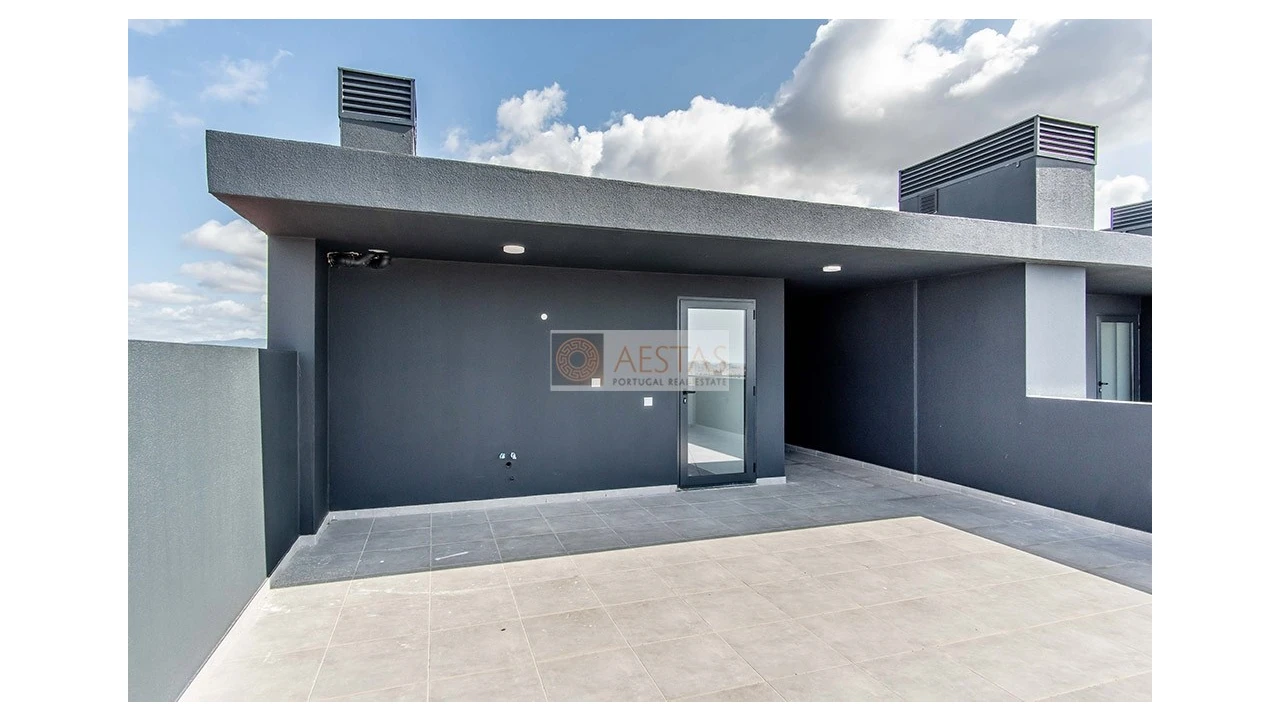 Apartamento T2 para Venda em Portimão Foto 14
