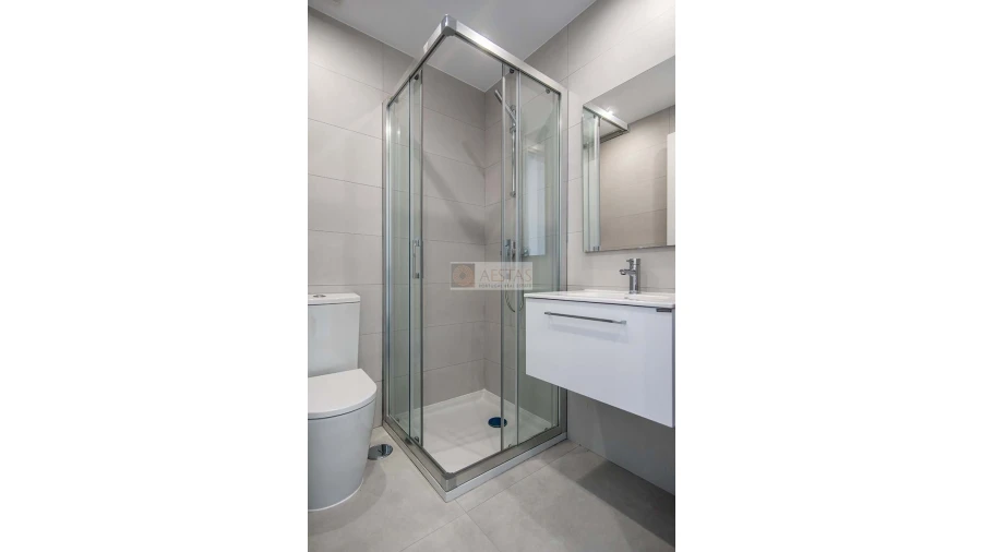 Apartamento T2 para Venda em Portimão Foto 11