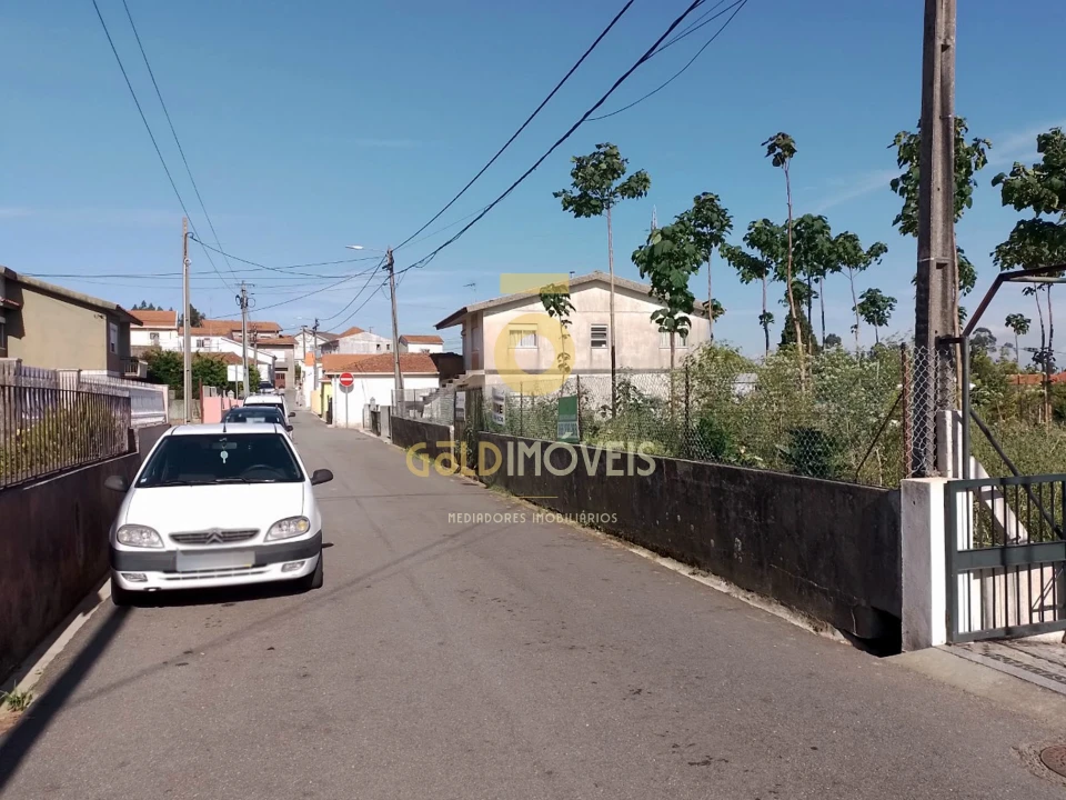 Terreno para Venda em Argoncilhe Foto 5