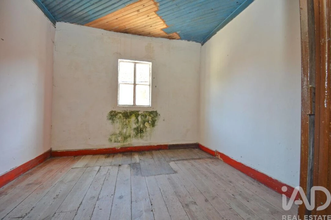 Moradia T2 para Venda em Alvorge Foto 11