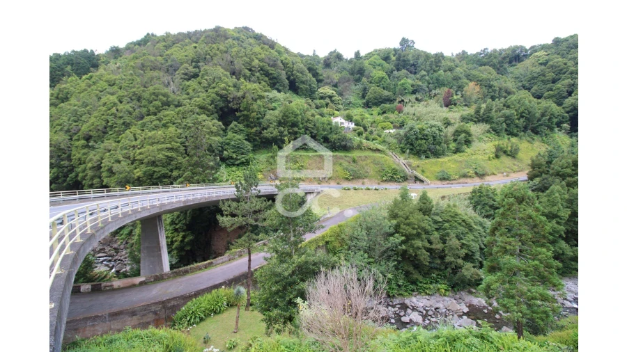 Terreno para Venda em Lomba da Fazenda Foto 1