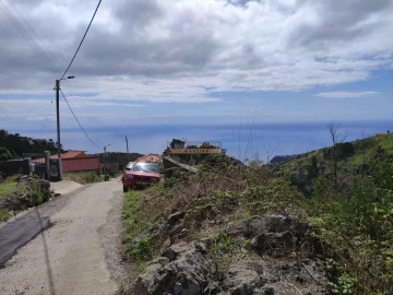 Terreno para Venda em Calheta