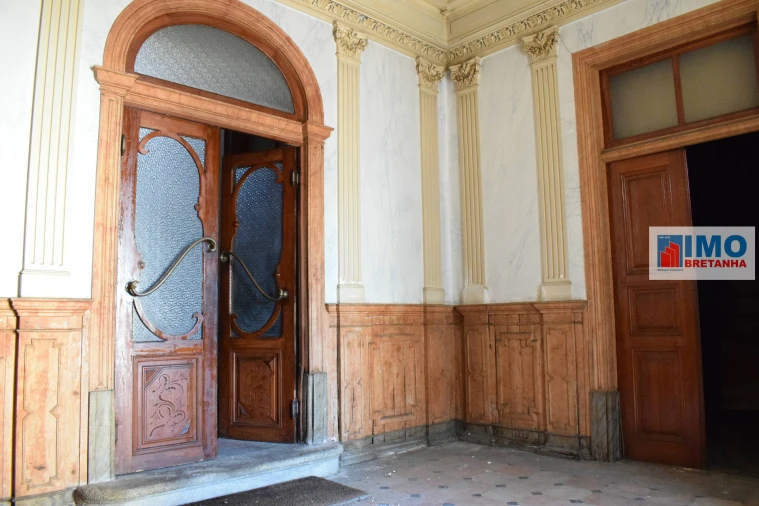 Moradia T10 para Venda em Tortosendo Foto 2