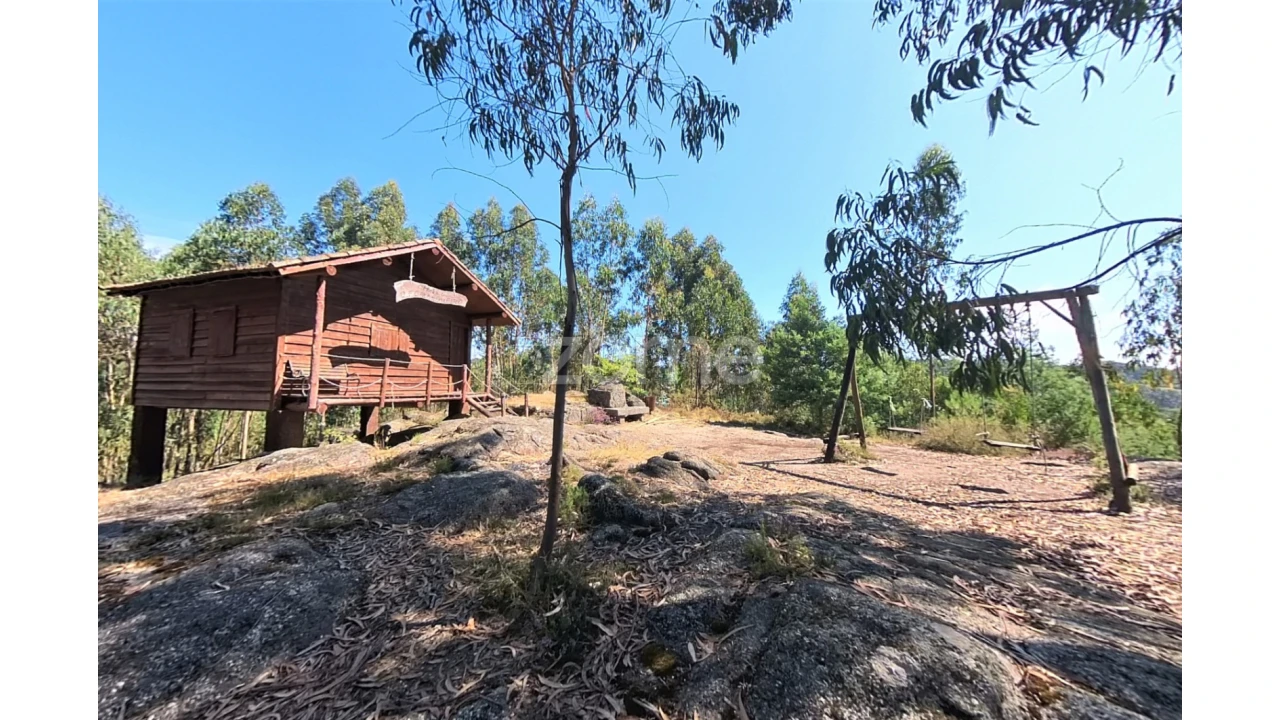 Terreno para Venda em Espinho Foto 8