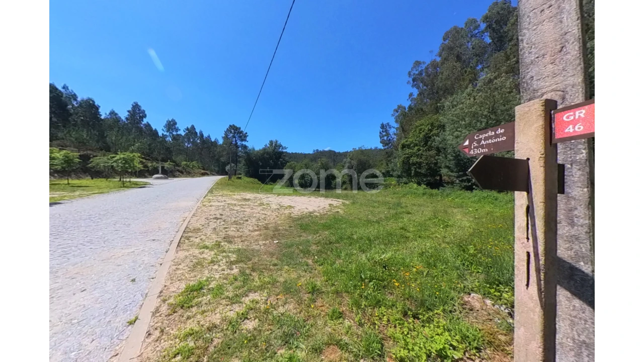 Terreno para Venda em Espinho Foto 16