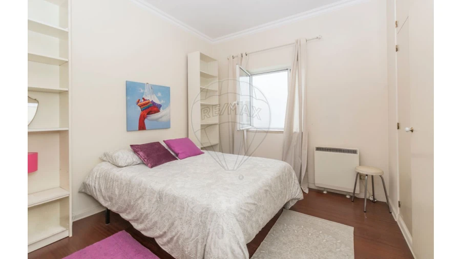 Apartamento T2 para Venda em Misericórdia Foto 7