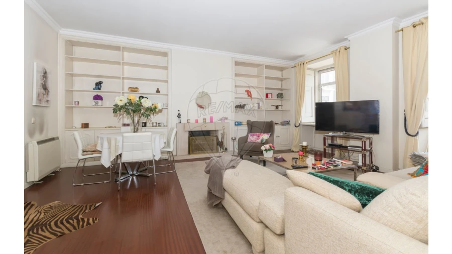 Apartamento T2 para Venda em Misericórdia Foto 16