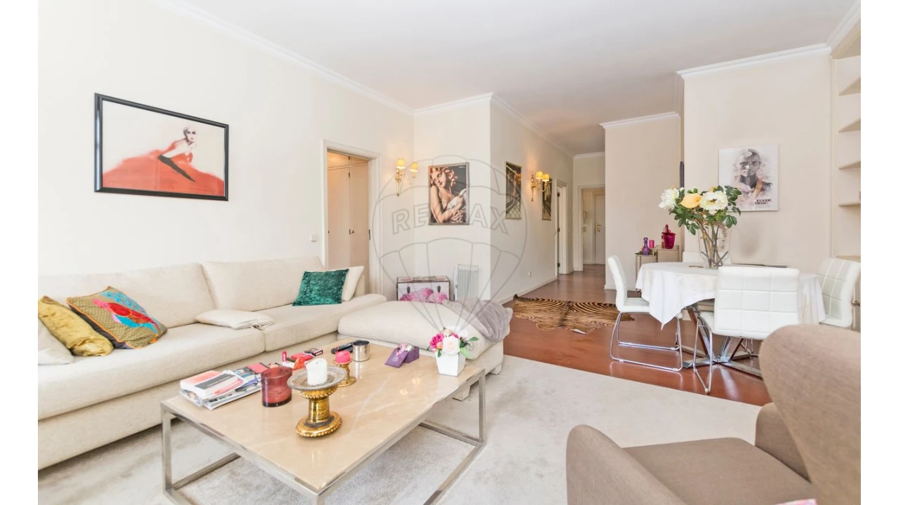 Apartamento T2 para Venda em Misericórdia Foto 12