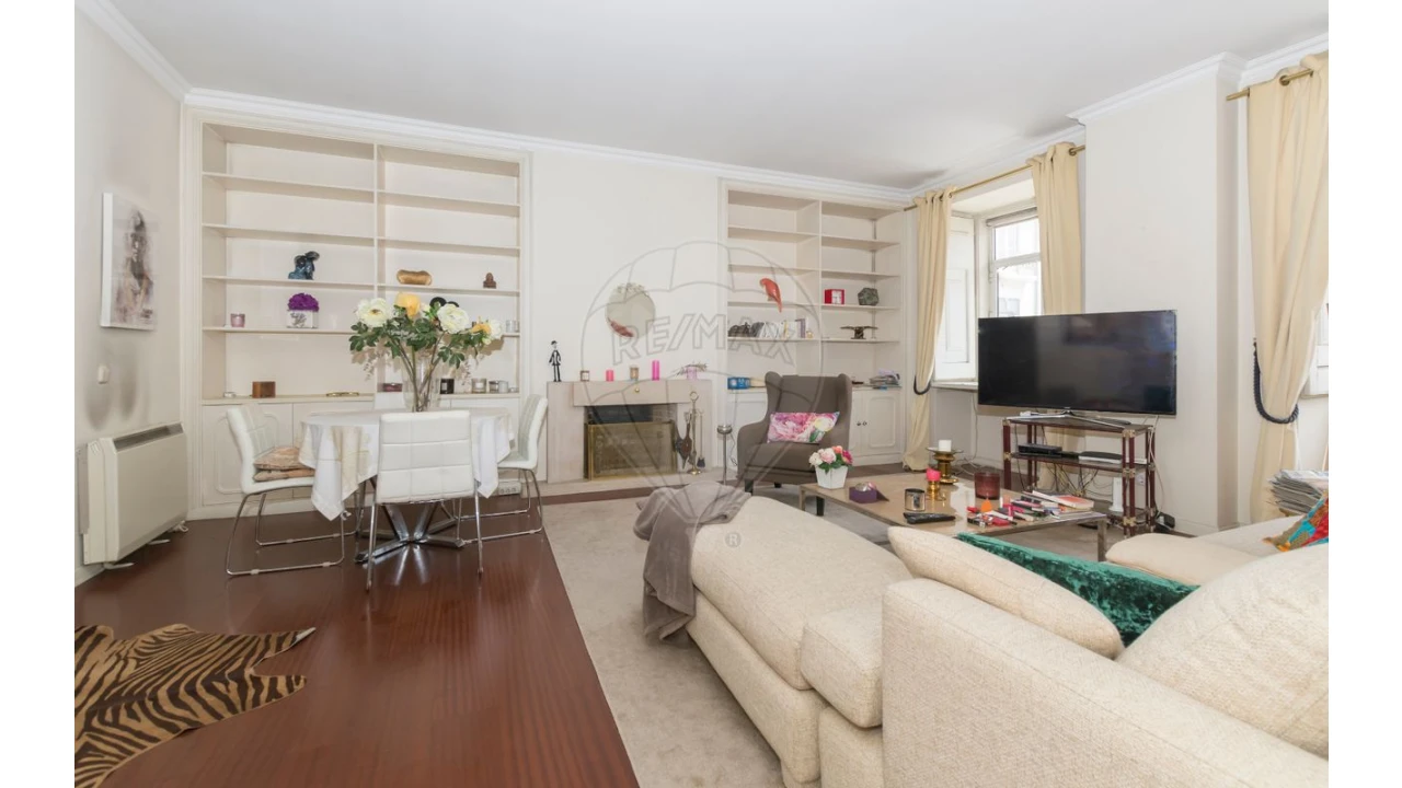 Apartamento T2 para Venda em Misericórdia Foto 16