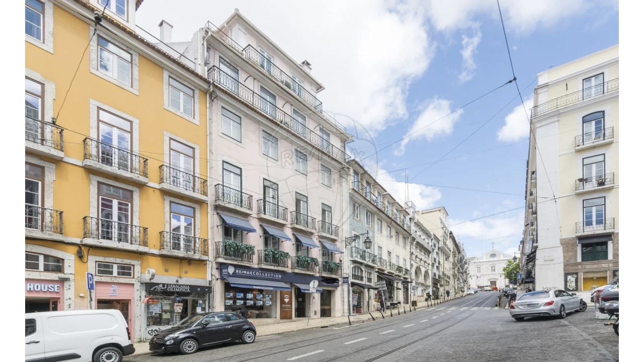 Apartamento T2 para Venda em Misericórdia Foto 1