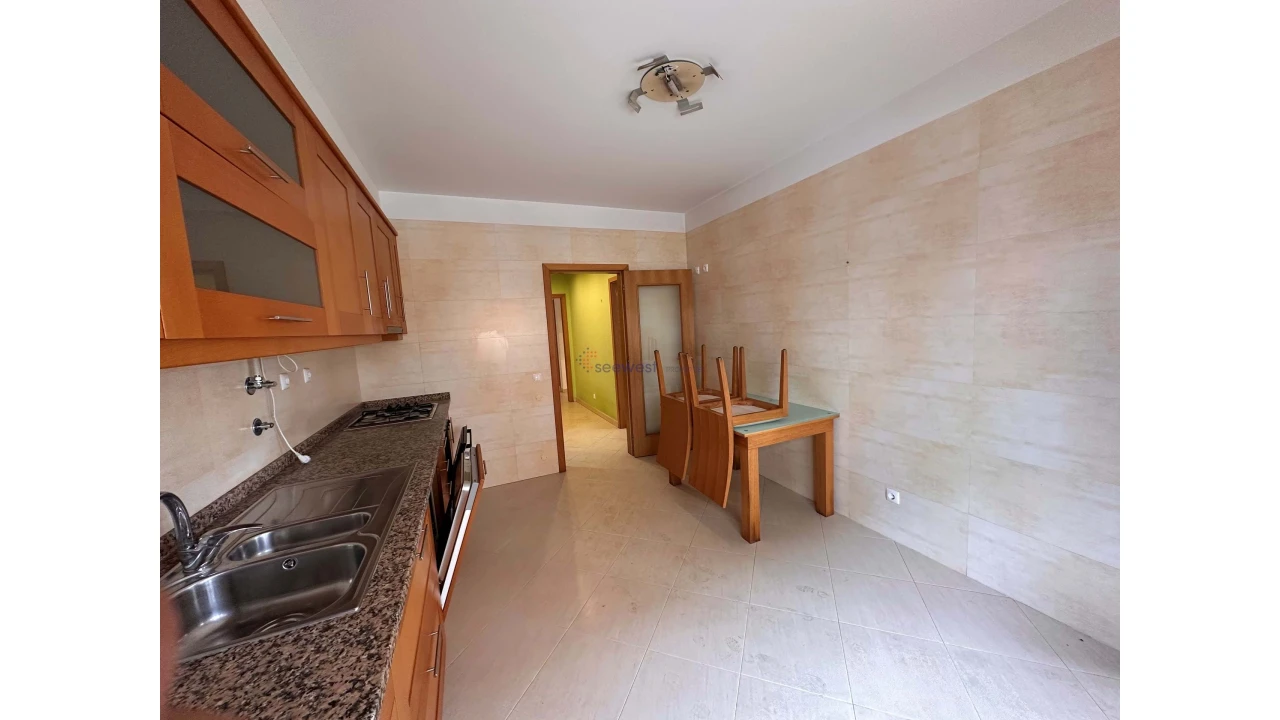 Apartamento T3 para Venda em Lagos (São Sebastião e Santa Maria) Foto 3