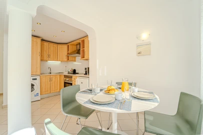 Apartamento T2 para Arrendamento férias em Quarteira